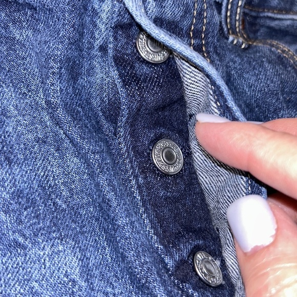 Levi's Women's 32317-0038 501 Short Short, Color:Blue (Echo Park 0038) Size: W29 - Picture 8 of 14